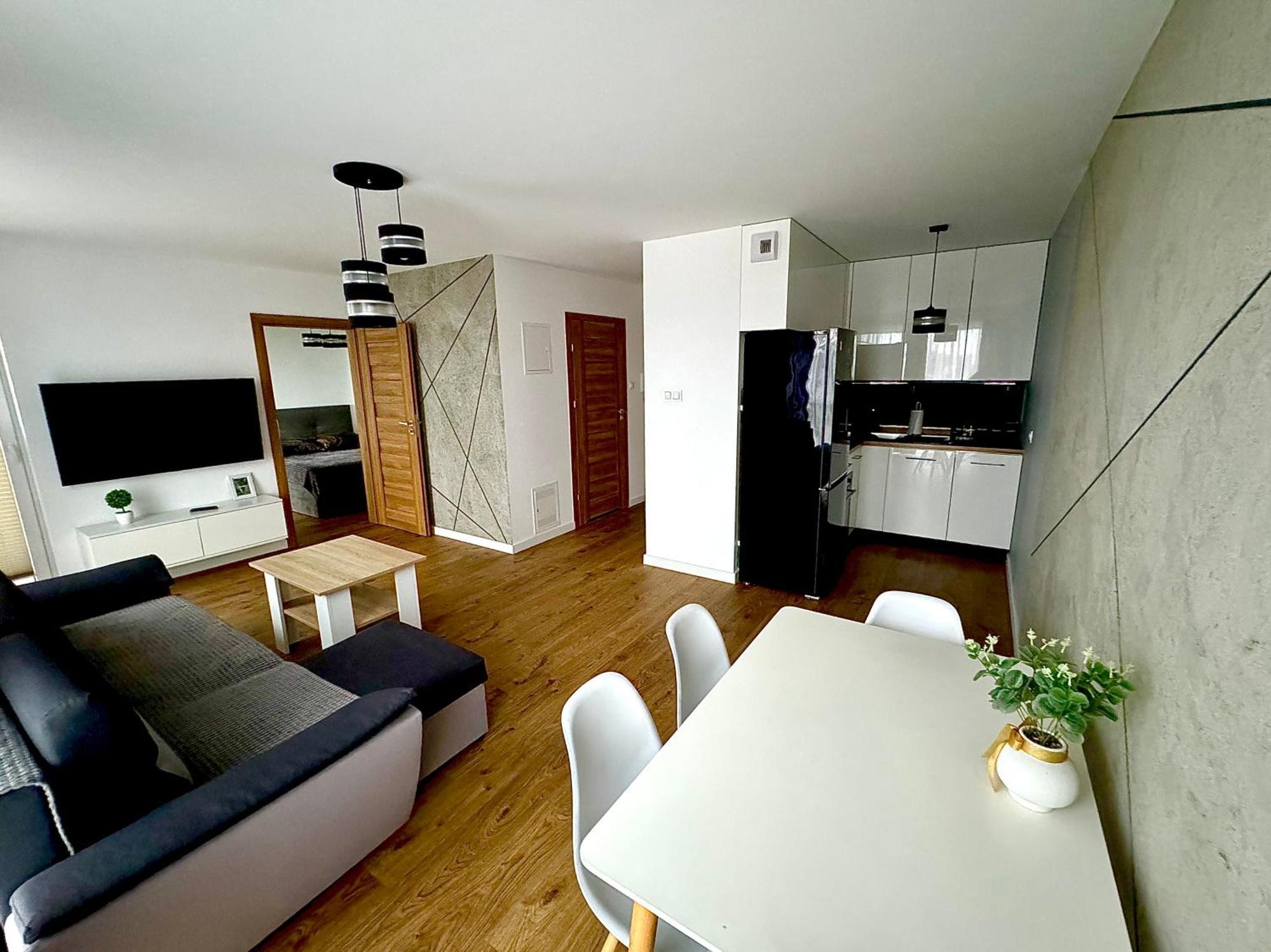 Jurajska Plaza - Nowoczesny Apartament Z Osobna Sypialnia, Parking Gratis - Kielce Buitenkant foto